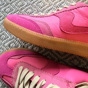 Dolce Vita Pink Suede Notice Sneakers